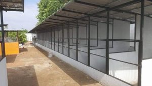 chuong-nuoi-ga-da-cua-sat chuồng sắt nuôi gà đá cựa sắt